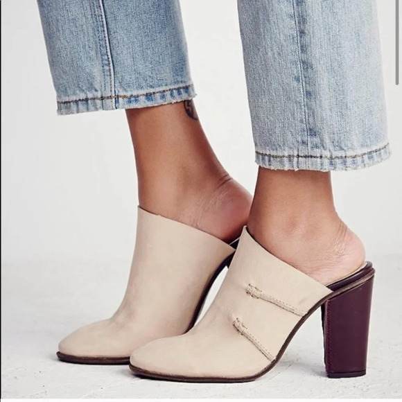 Free People Shoes - Free People Stateside Suede Leather Mules Clogs Heels Tan Women's 8